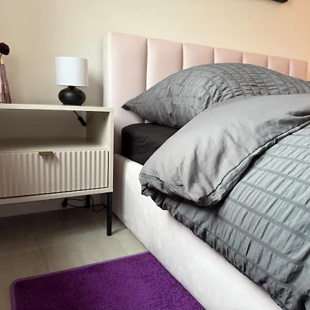 Chez Chantal - Boutique Апартаменты Галль